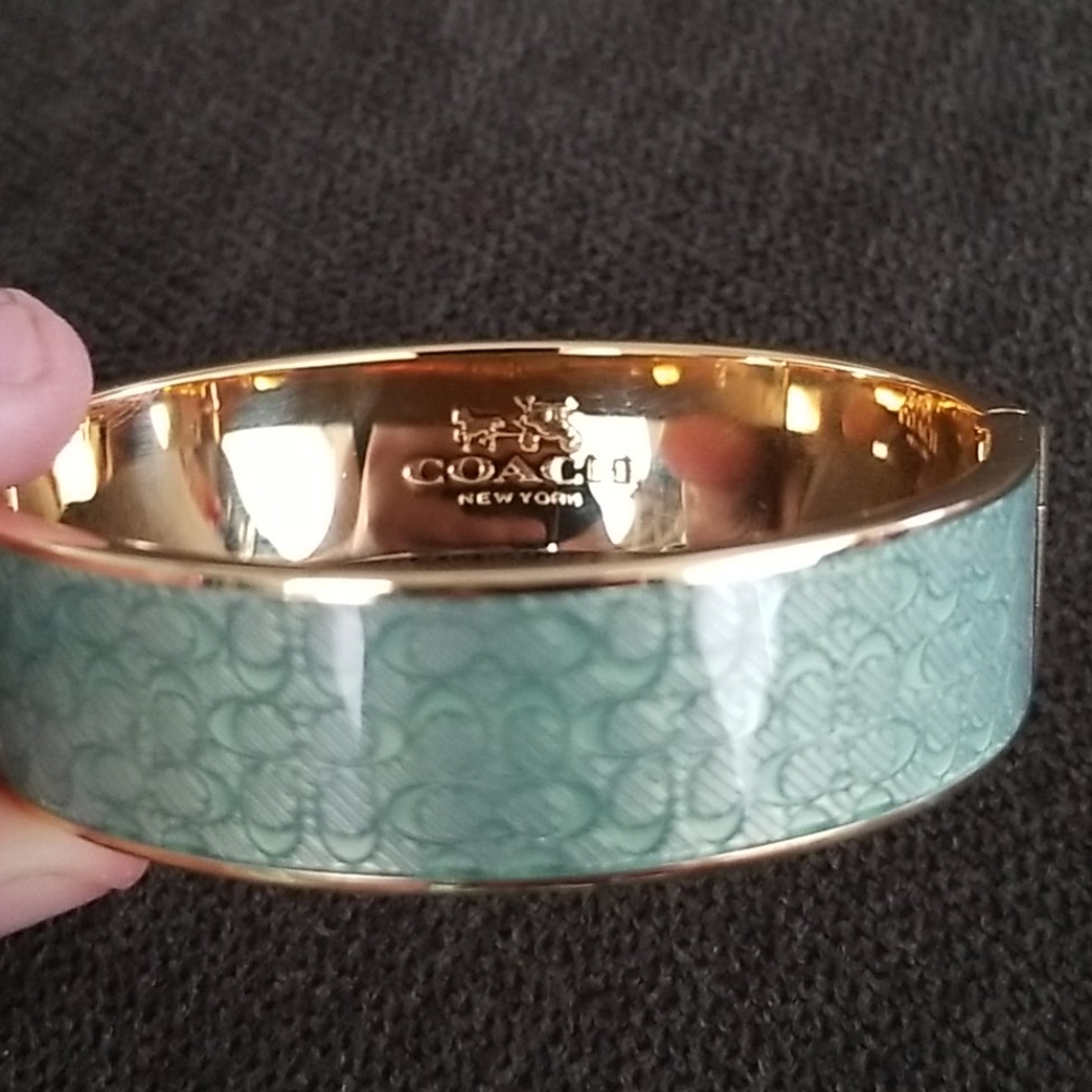 Coach signature seafoam bracelet - Picture 2 of 5